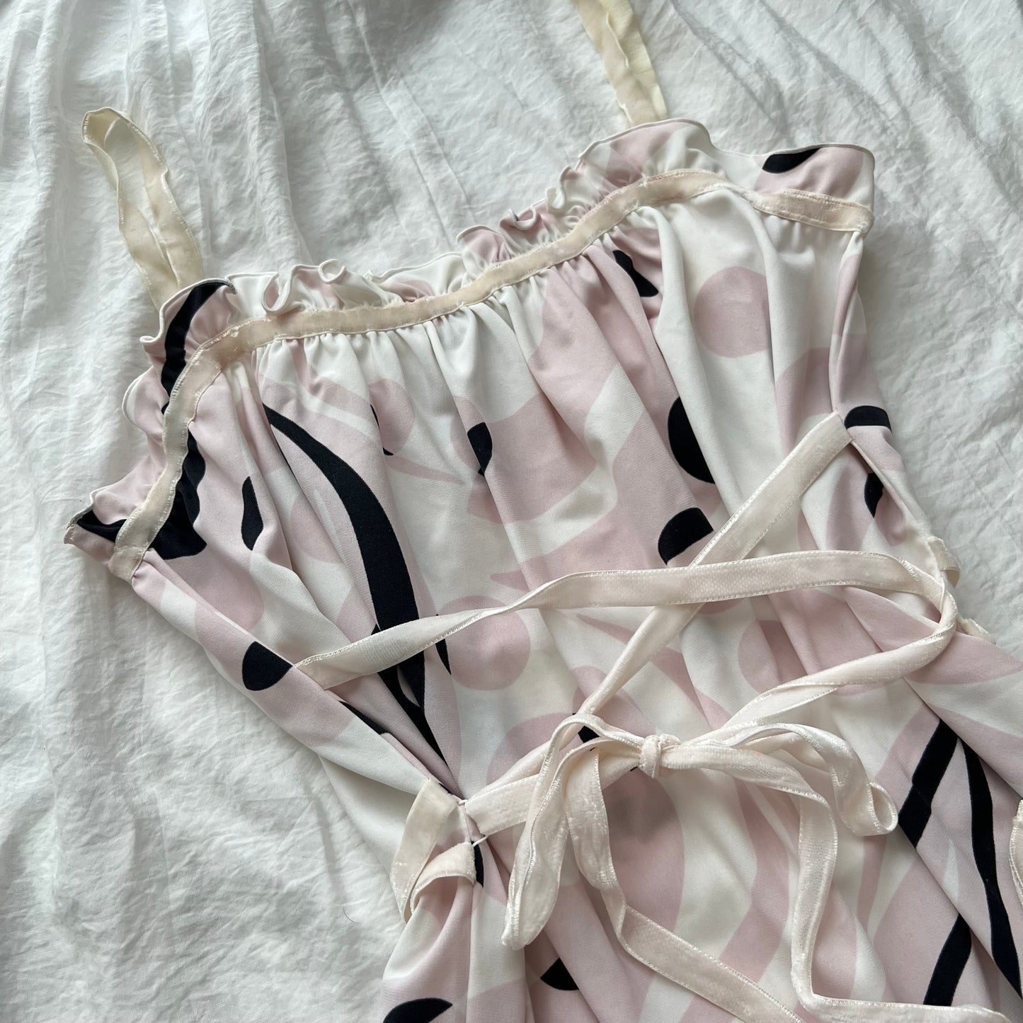 velour ribbon top