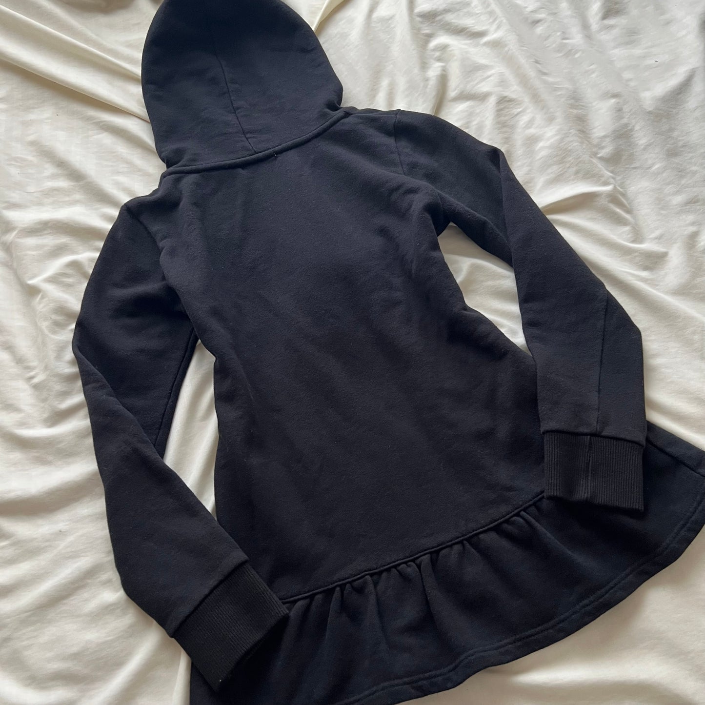 Heart pockets hoodie
