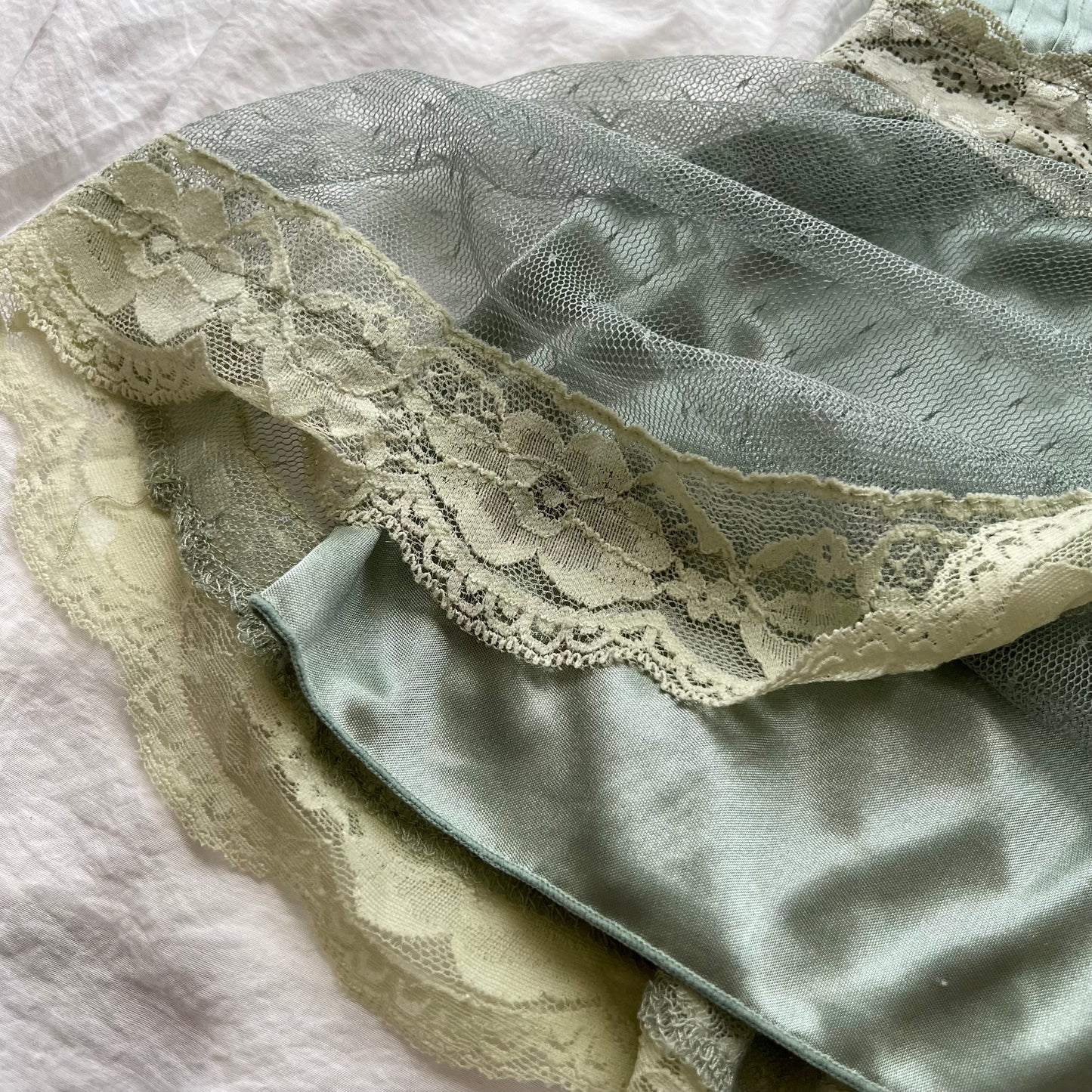 Sage lace cami