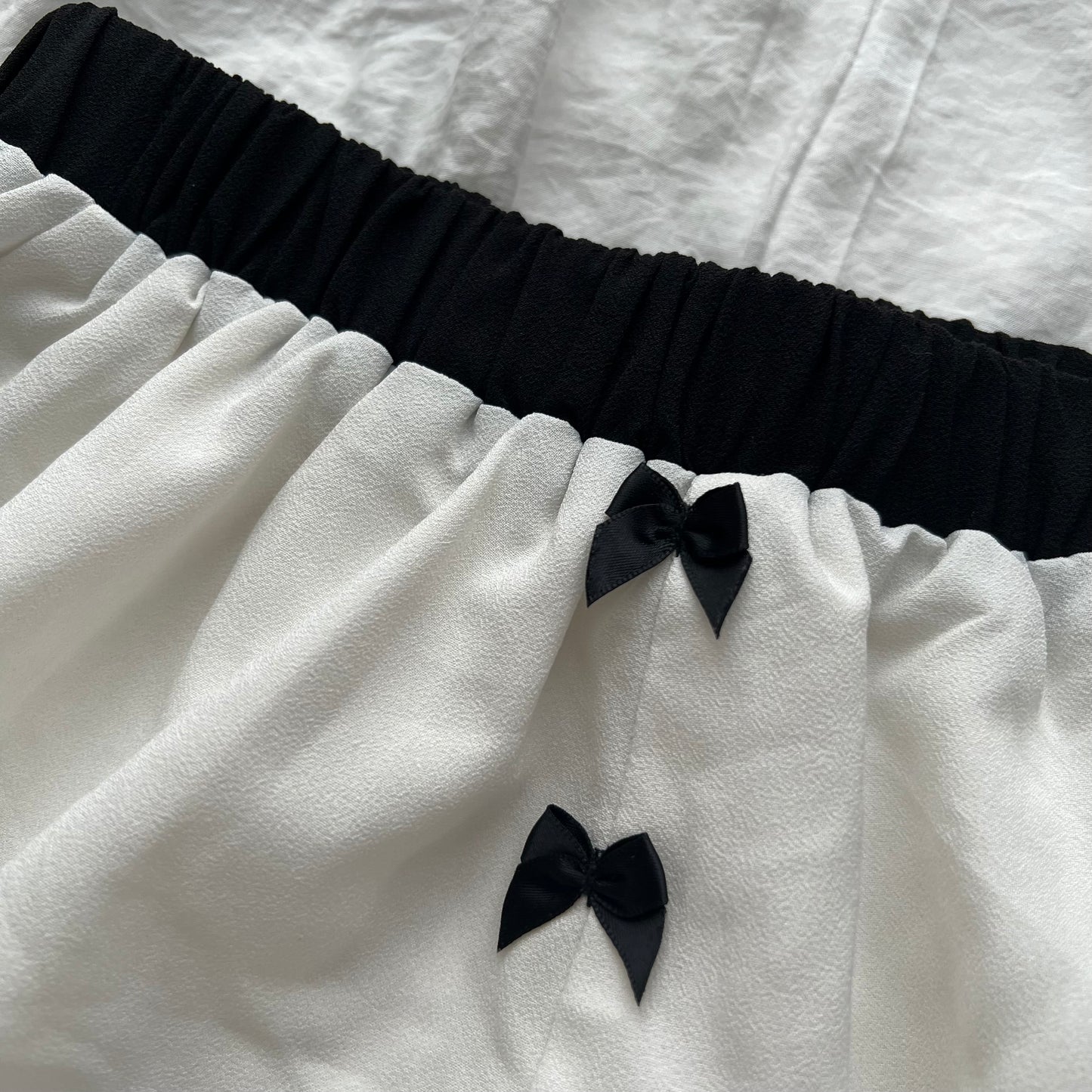 Ribbon bloomers