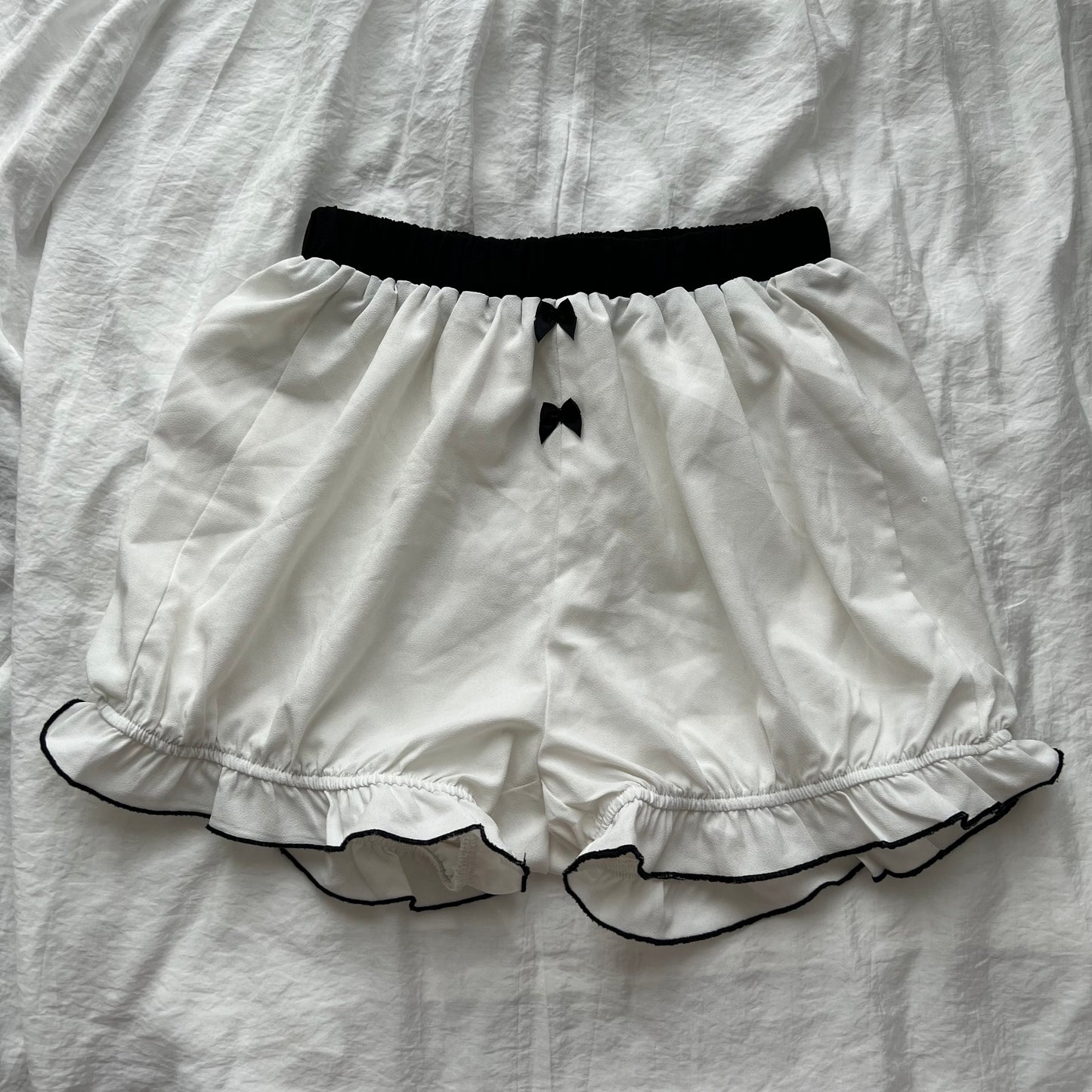 Ribbon bloomers