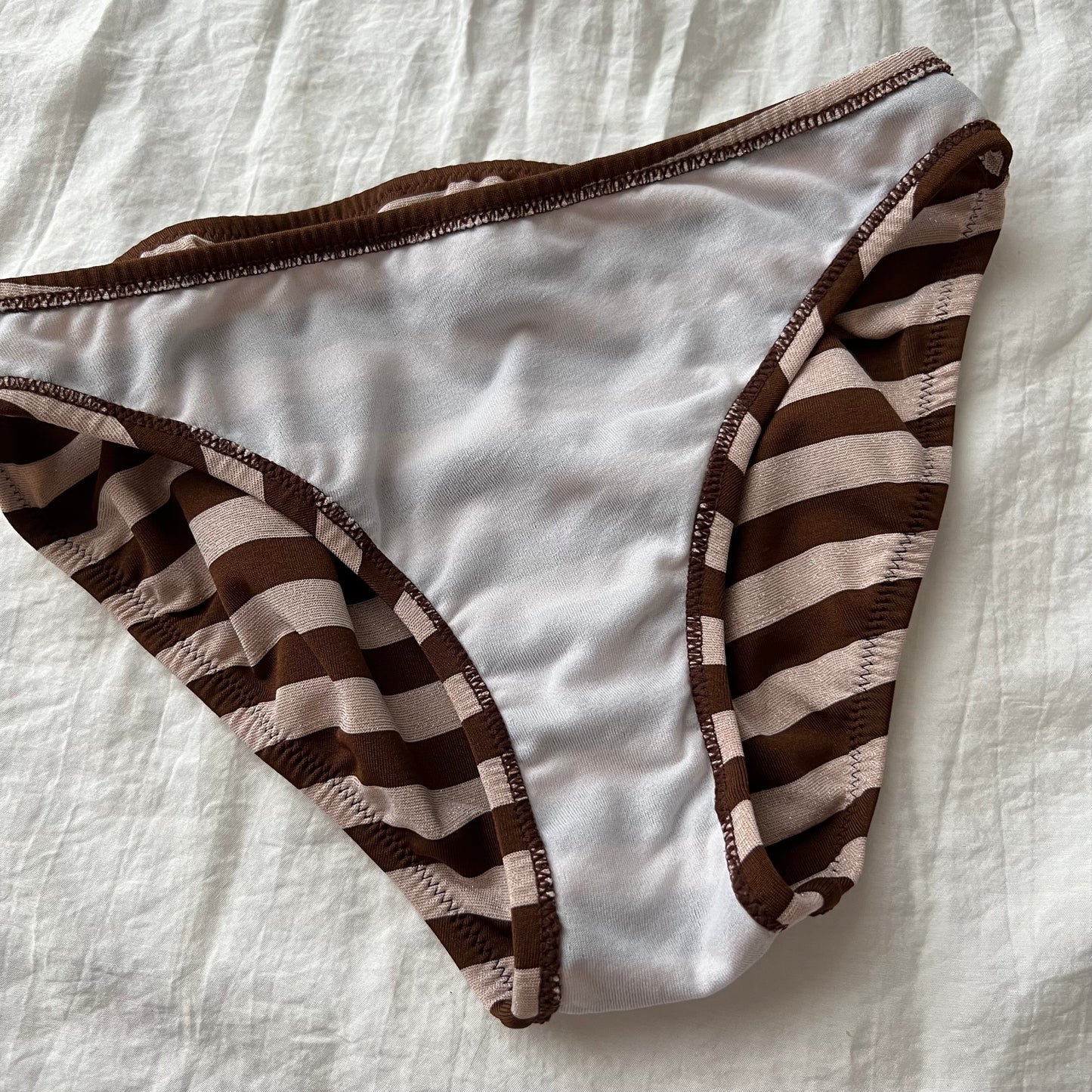 Sparkly striped brown bikini set