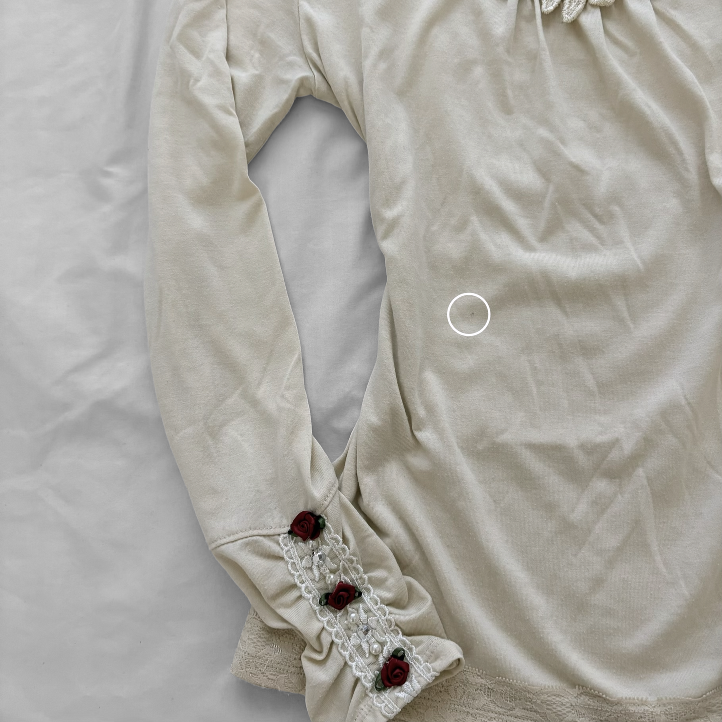 ‘Axes Femme’ Top with Lace and Roses