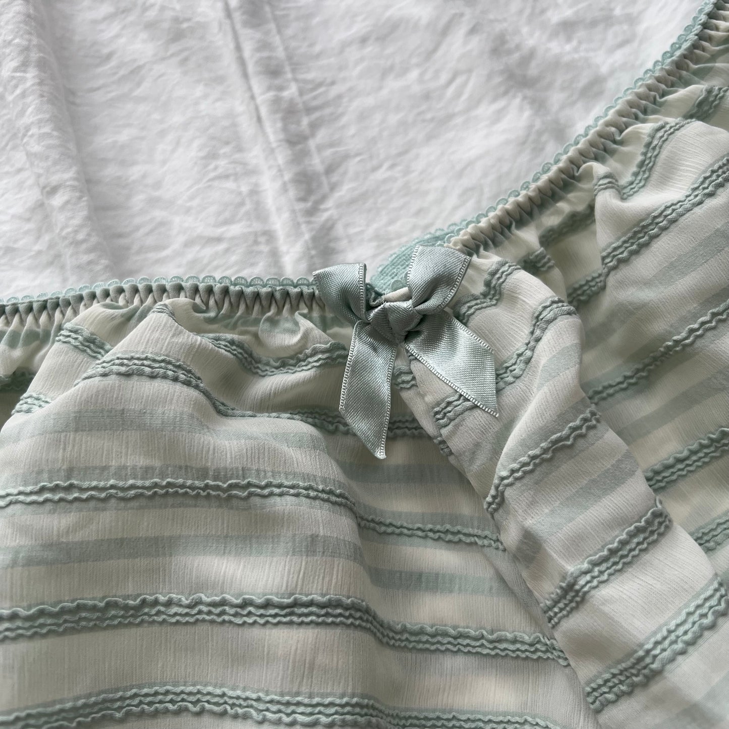 Teal bloomers
