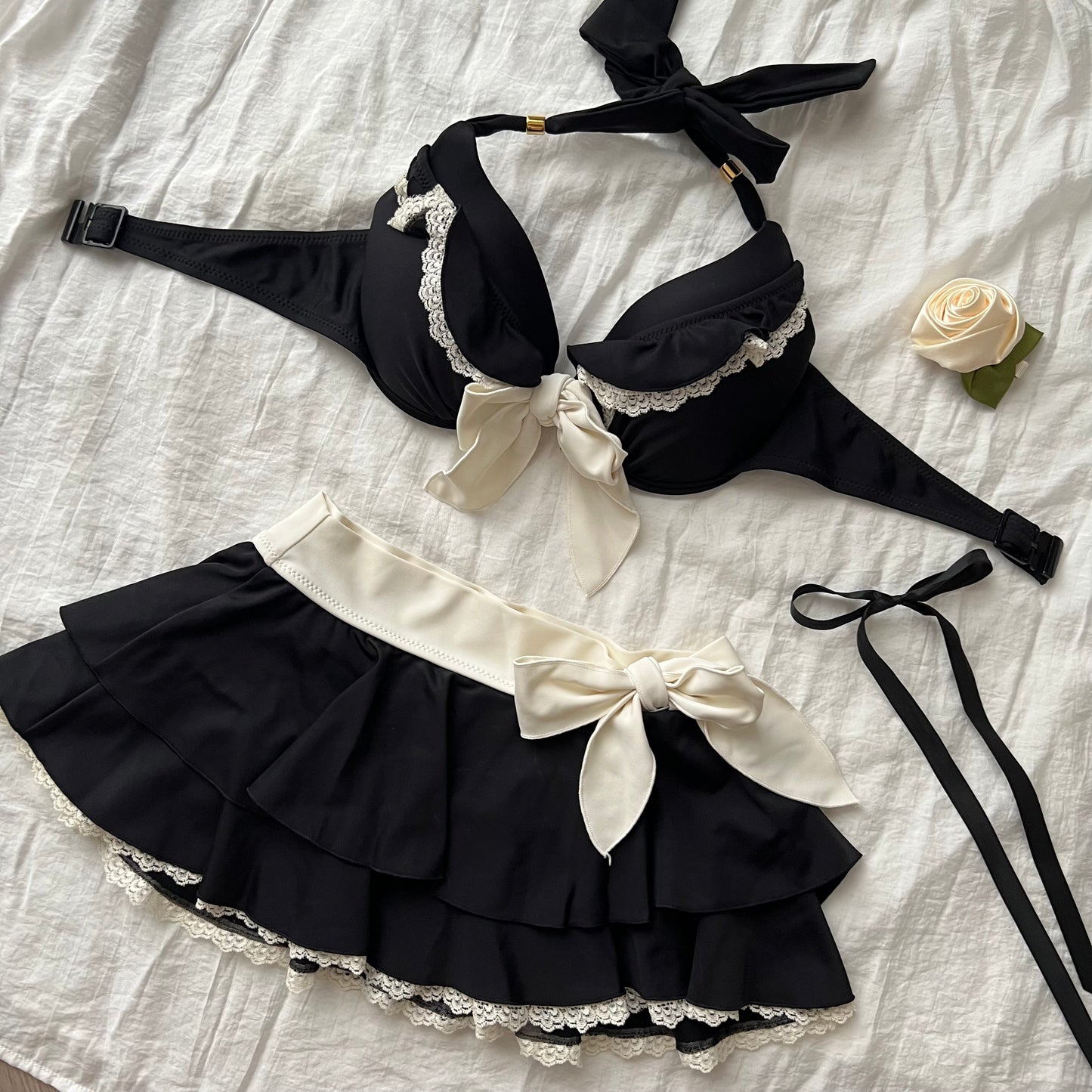 Black lace bikini set