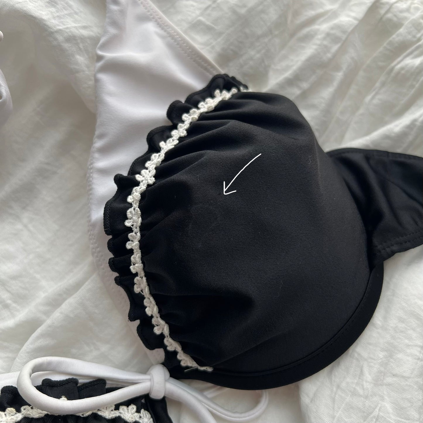 M size•Black & White coquette bikini Set