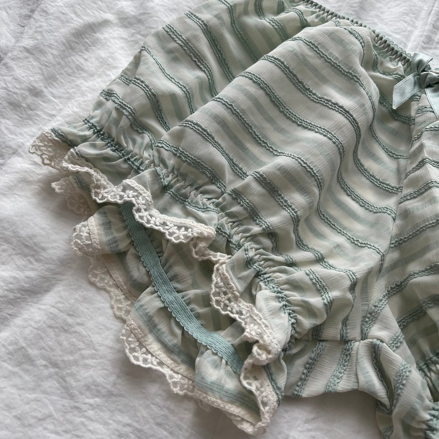 Teal bloomers