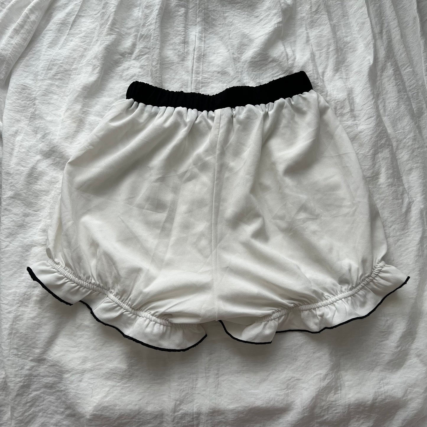 Ribbon bloomers