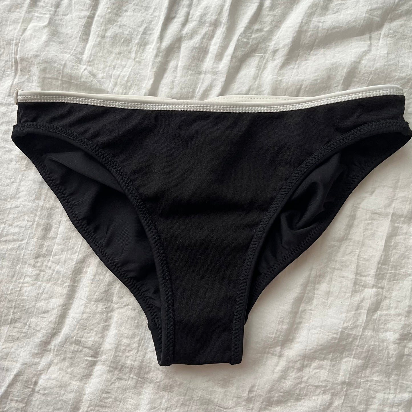 Black lace bikini set