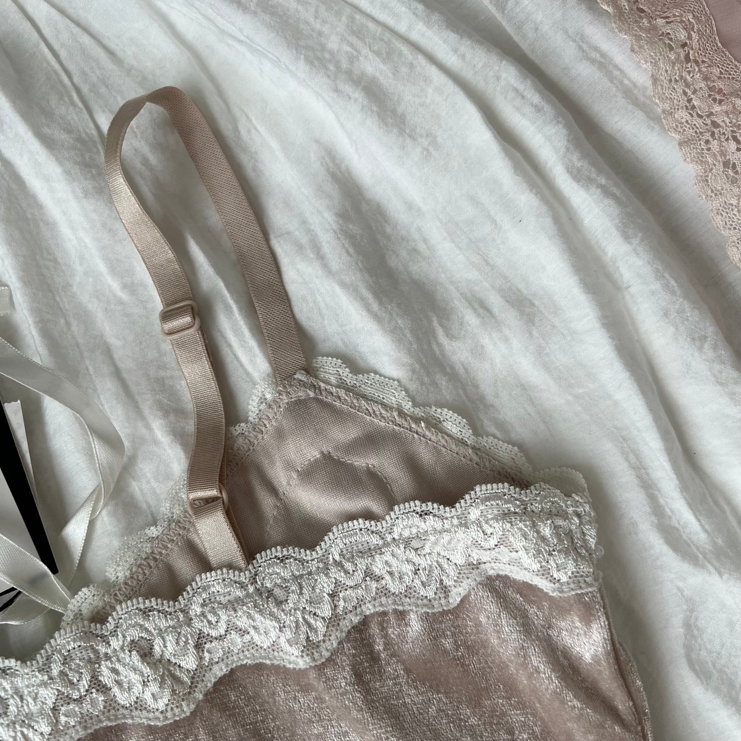 Velvet Beads Ribbon Camisole