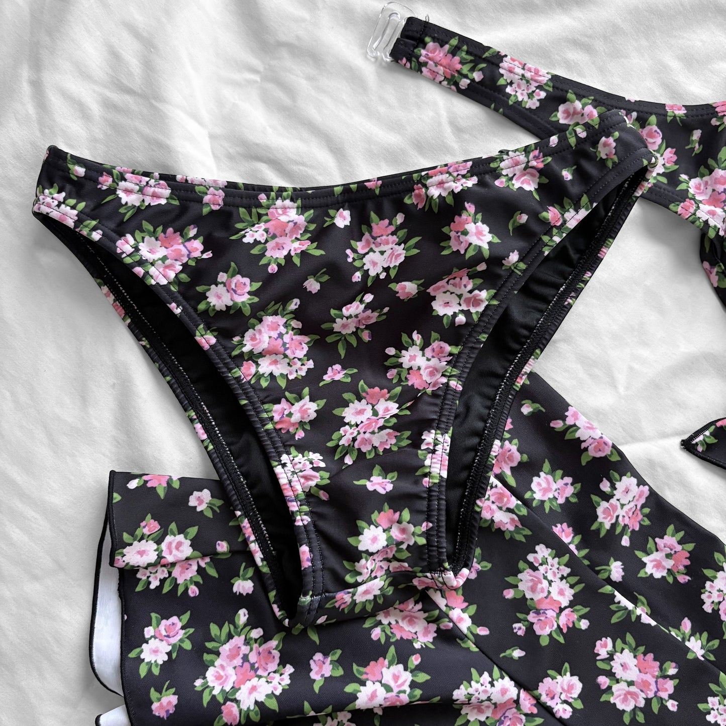 M size•Floral bikini Set
