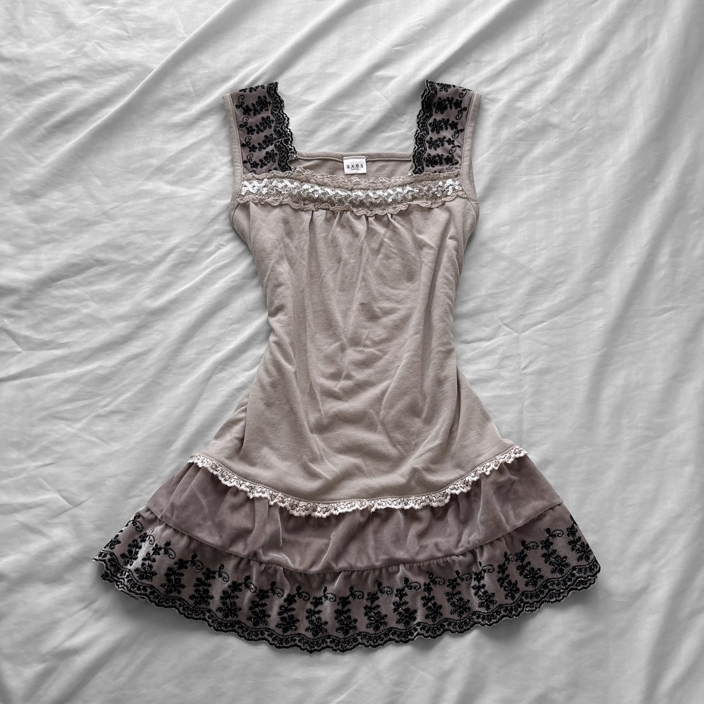 ‘Axes Femme’ beige Lace & sequins cami Top