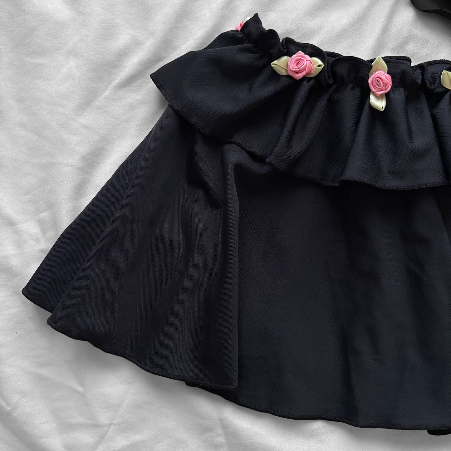 M size•Black& Pink Rose details bikini Set