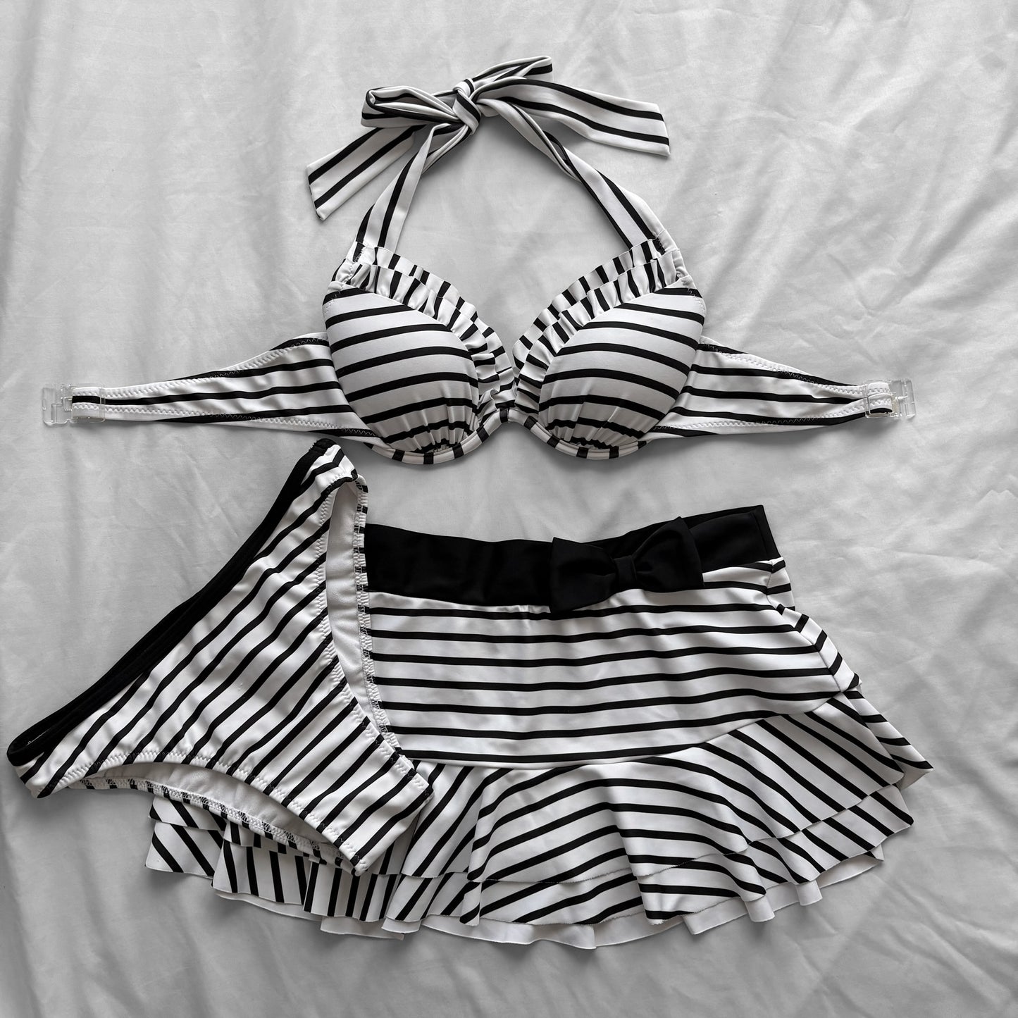 M size•Black & White stripes bikini Set