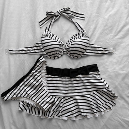 M size•Black & White stripes bikini Set