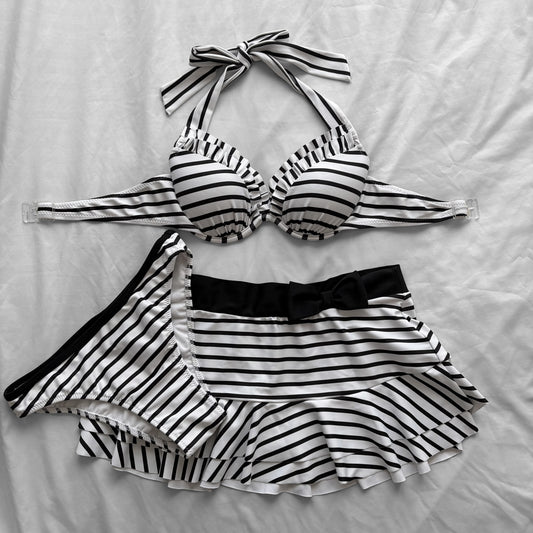 M size•Black & White stripes bikini Set