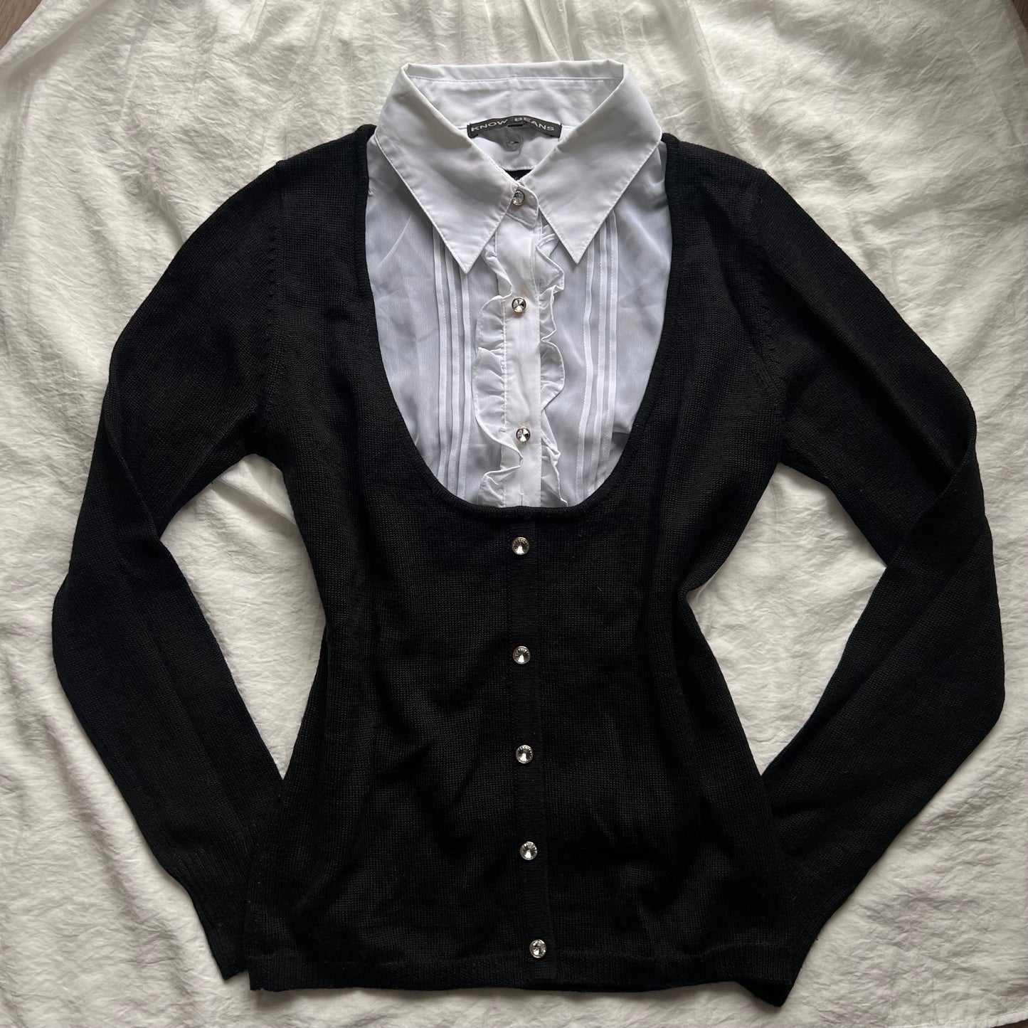 Black long sleeves knit