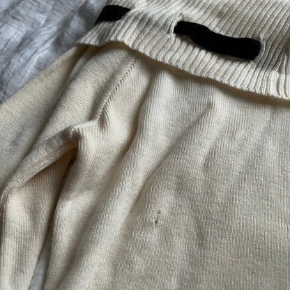 Ribbon neck Sweater