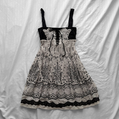 ‘Axes Femme’ Flowy Butterfly Lace Dress