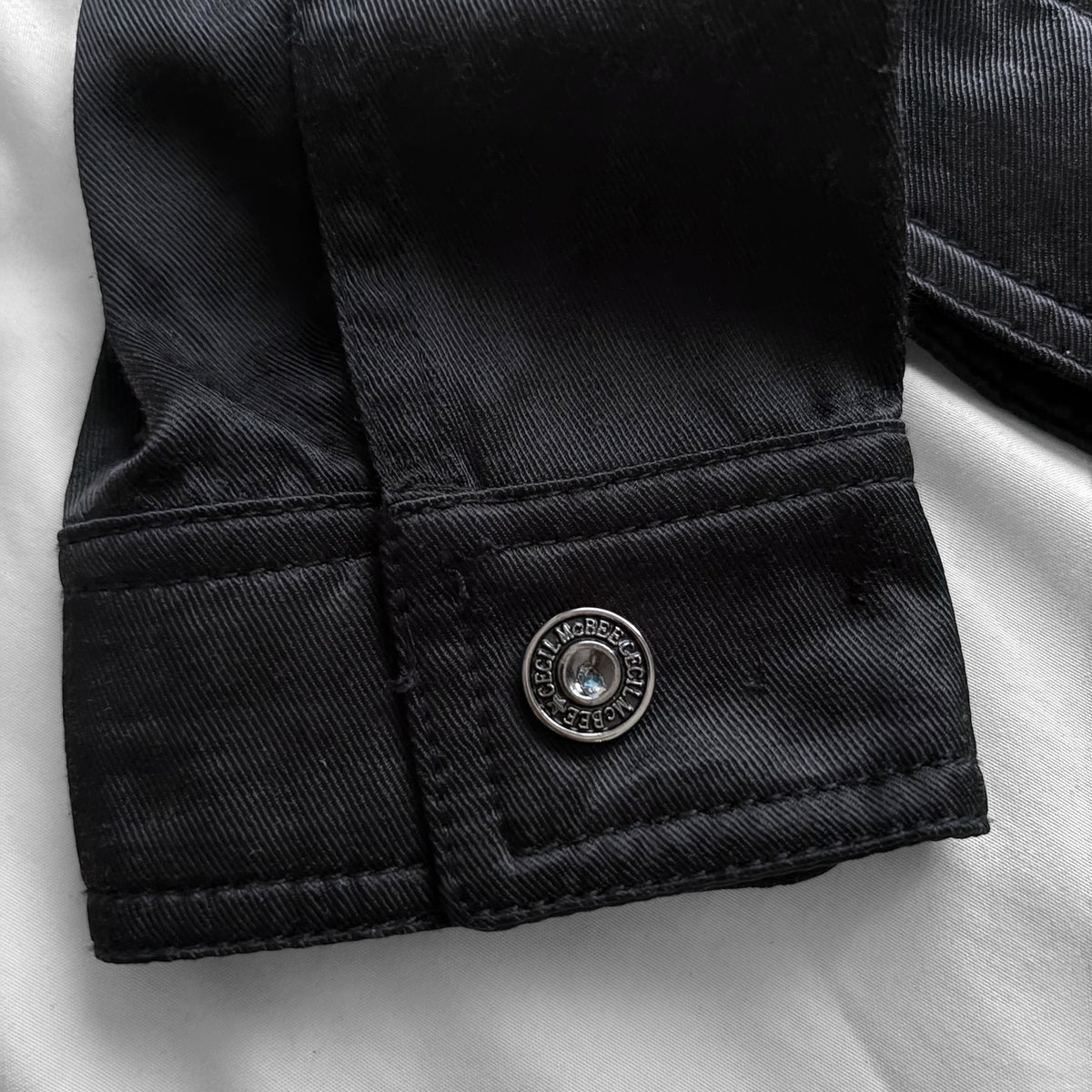 'CECIL McBEE' Black Y2K Inspired Fitted Jacket