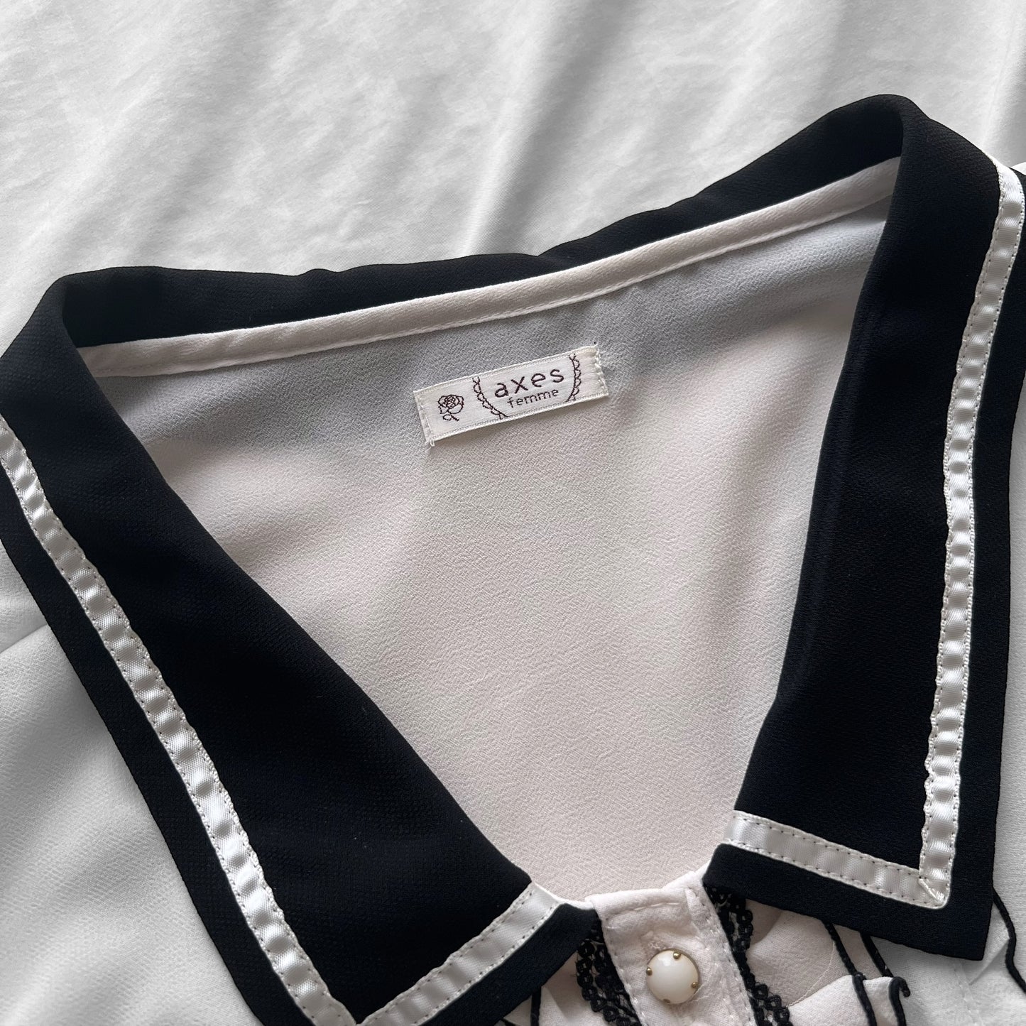 ‘Axes Femme’ Coquette Collar Top