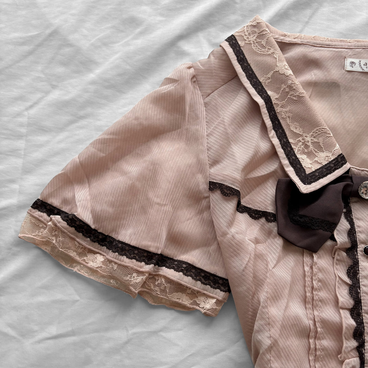 ‘Axes Femme’ Frills & lace Top