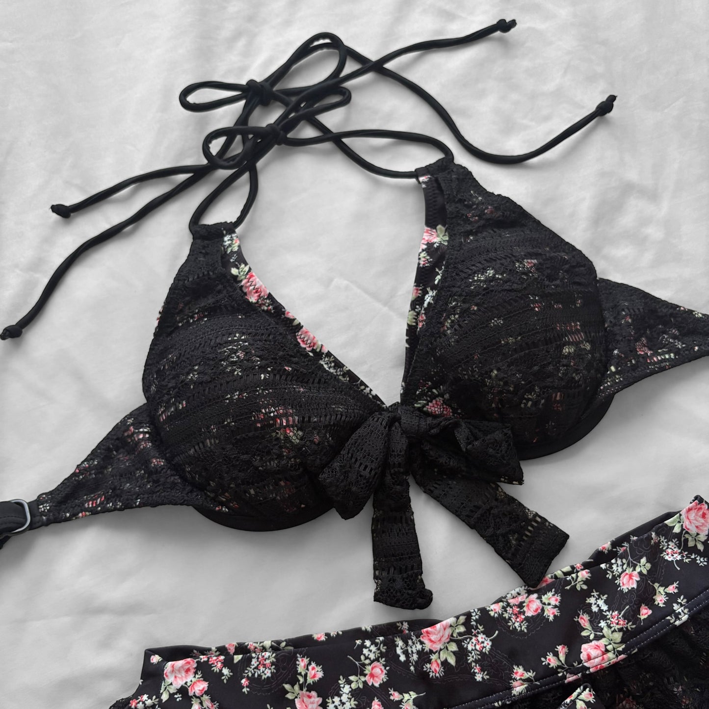 M size•Black lace & Floral bikini Set