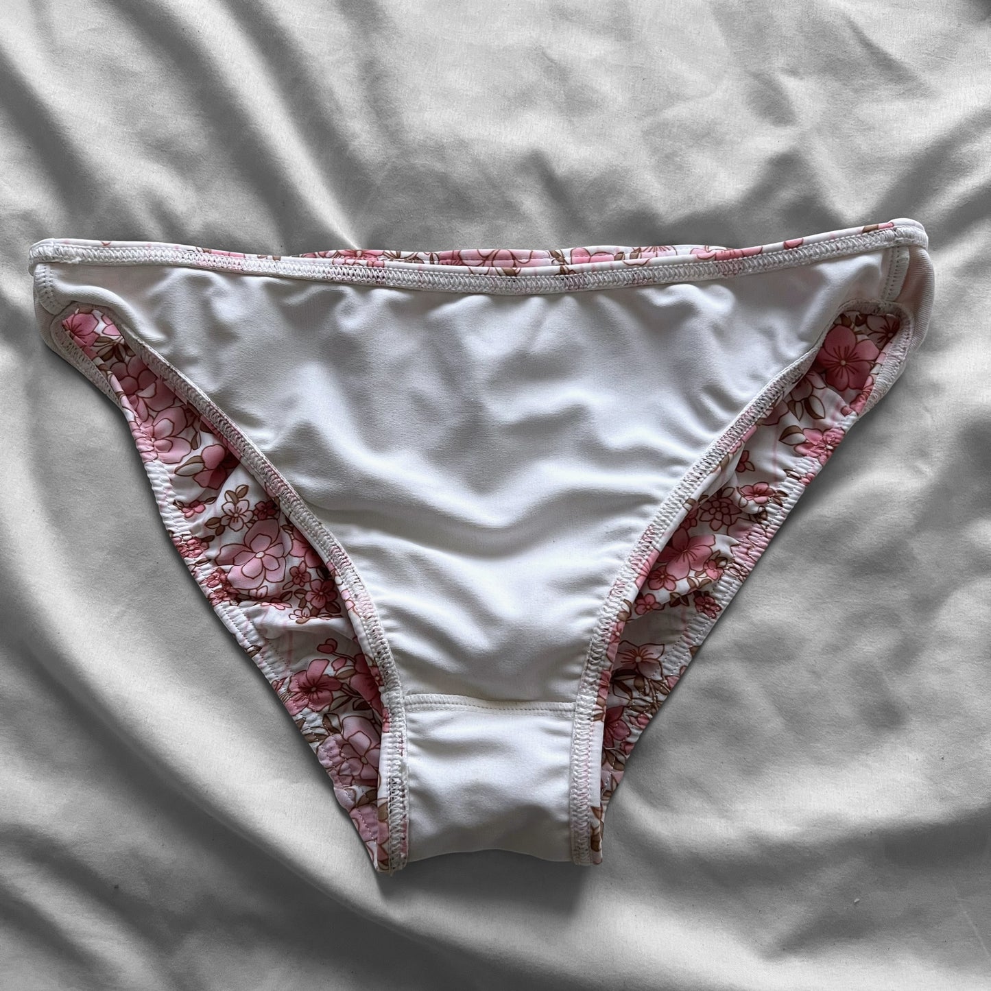 M size•Sweet lace bikini Set