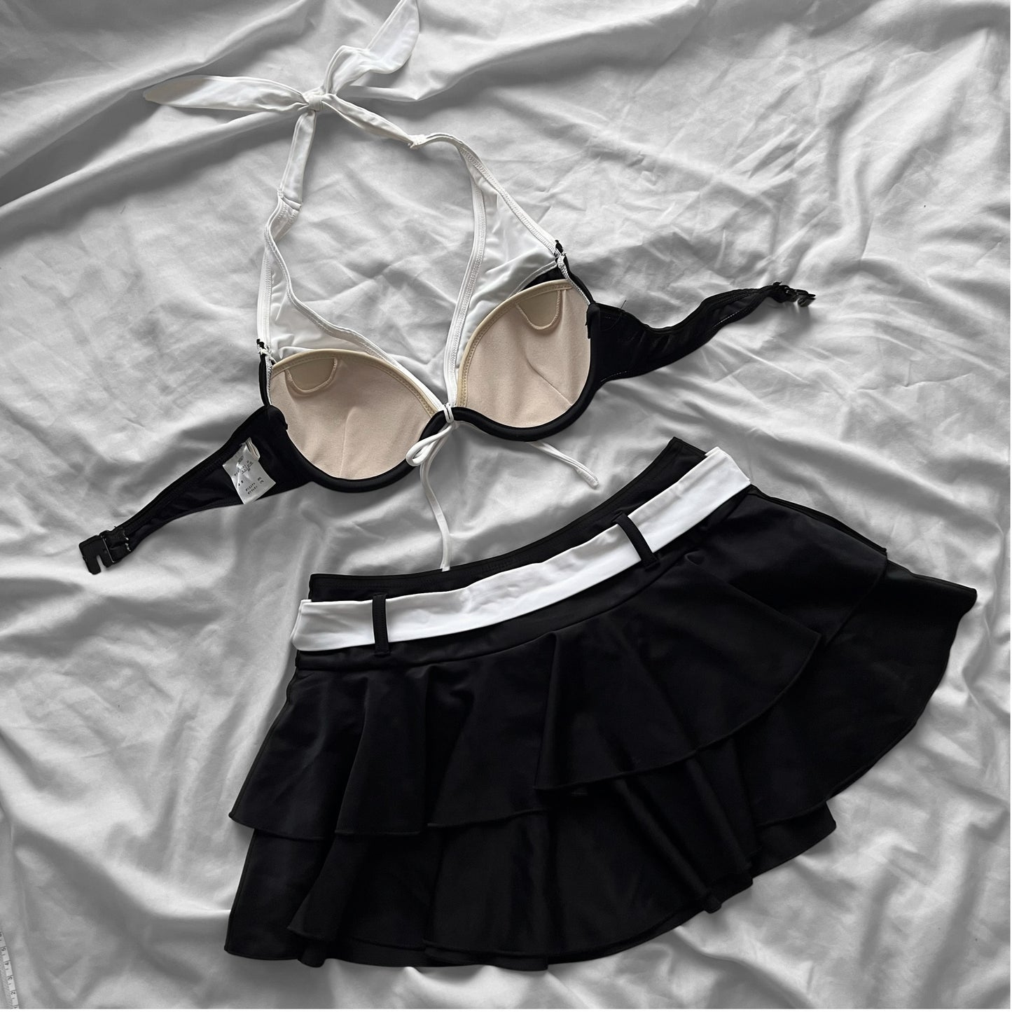 M size•Black & White coquette bikini Set