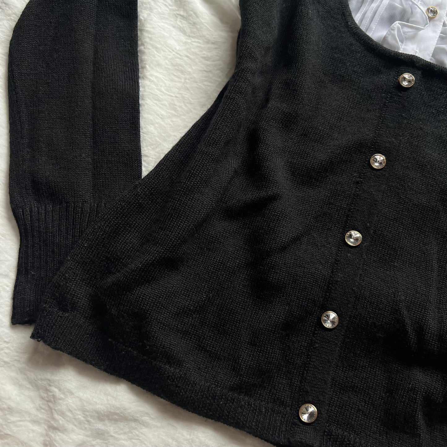 Black long sleeves knit
