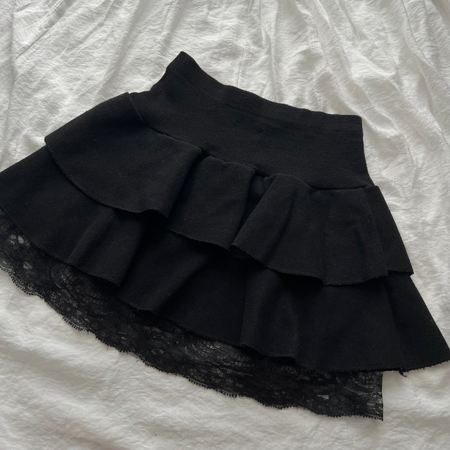 Black layers lace skirt