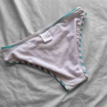 M size•Girly stripes bikini Set