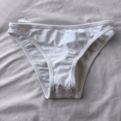M size•White Cecil McBee bikini Set
