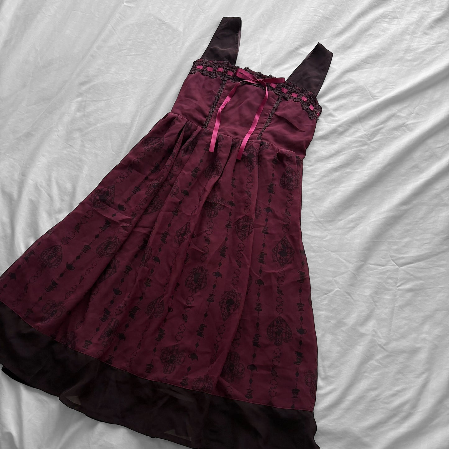 ‘Axes Femme’ x 'Disney' Alice in Wonderland Dress