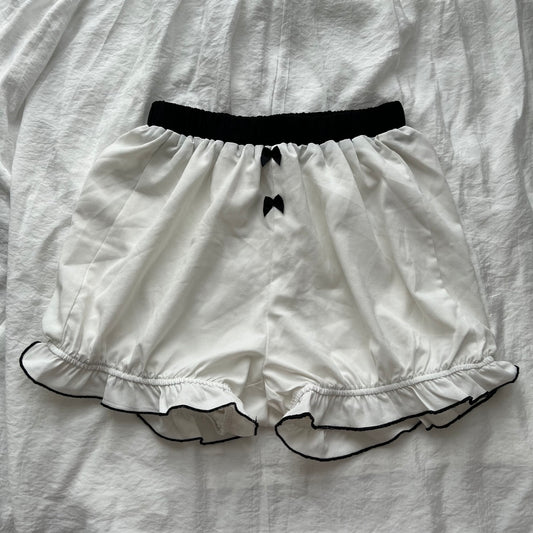 Ribbon bloomers