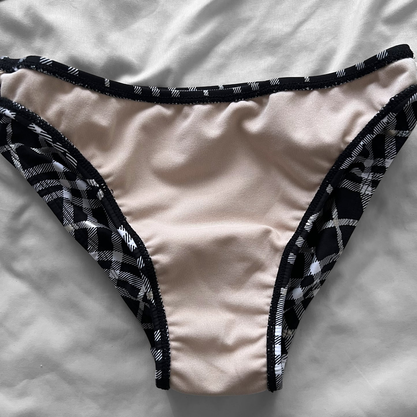 M size•Check bikini Set