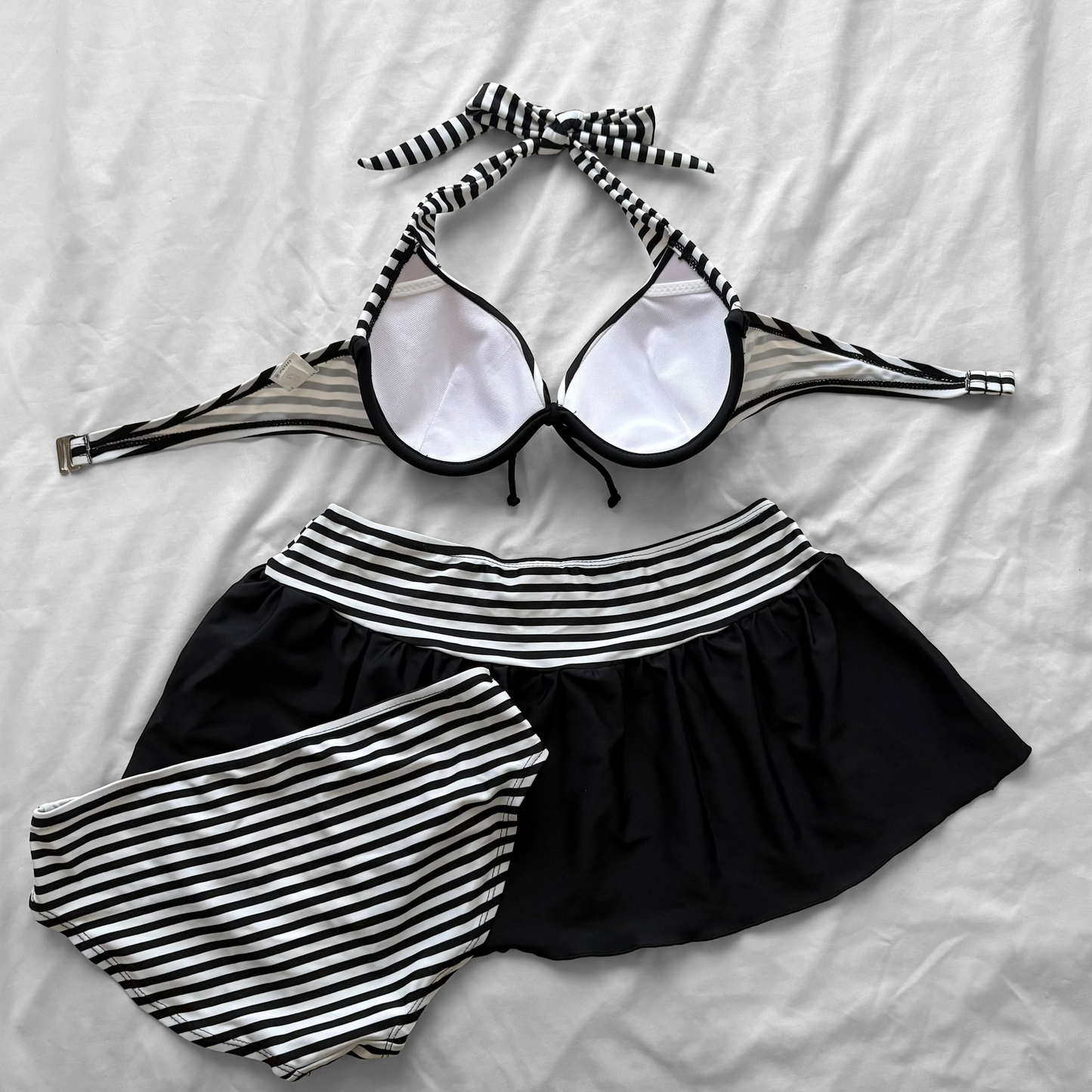 M size•Black & white stripes 4-piece bikini Set