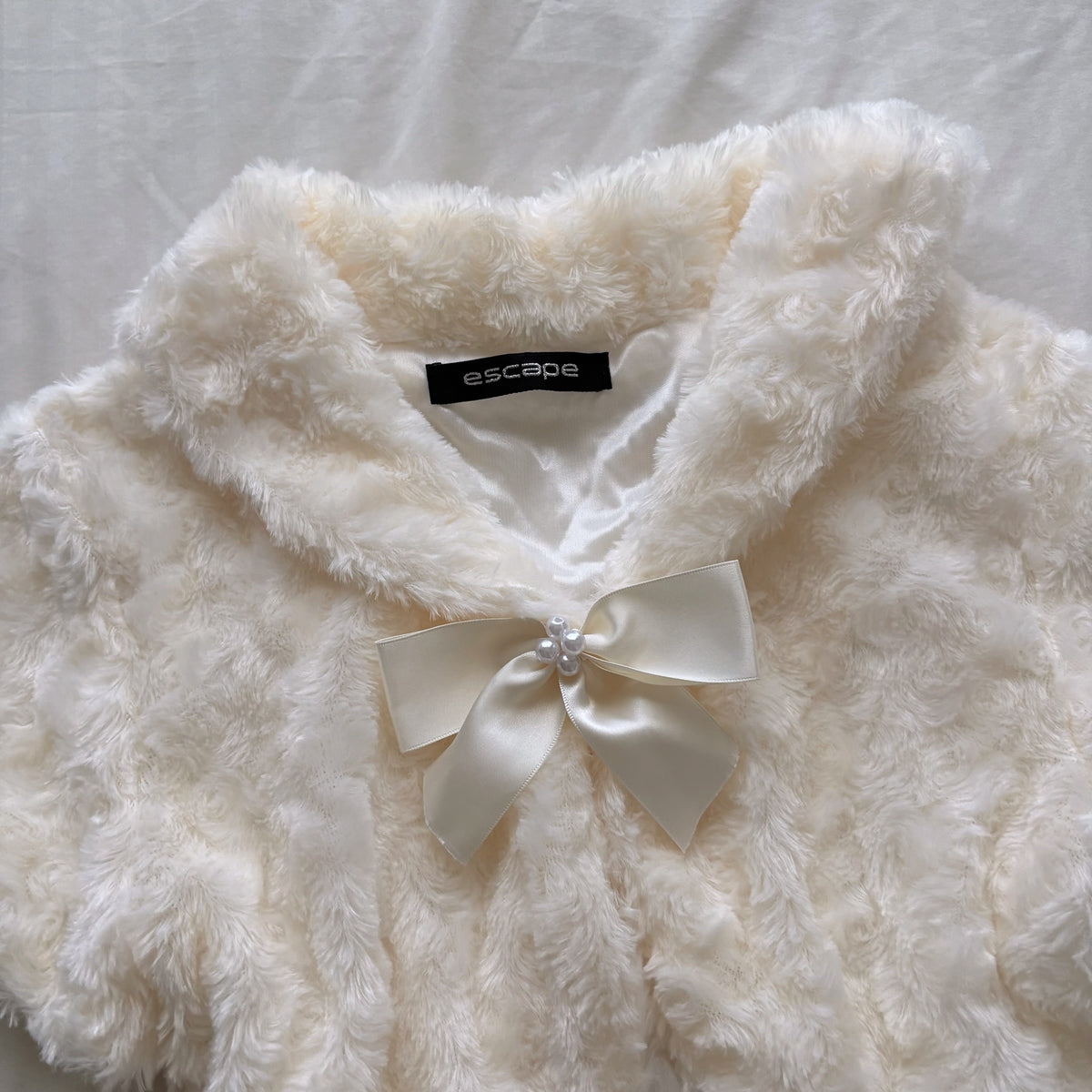 Creamy Fluffy Faux Fur Cropped Jacket