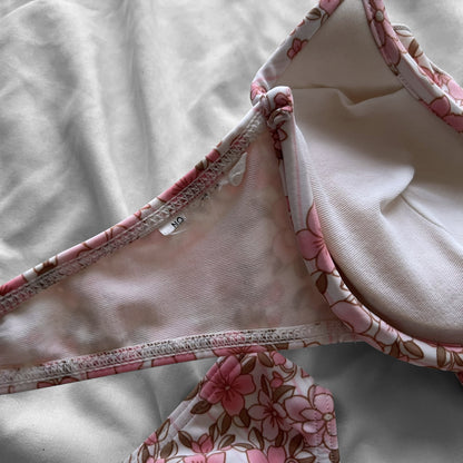 M size•Sweet lace bikini Set