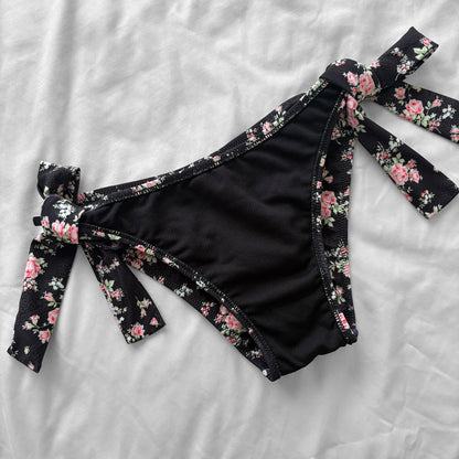 M size•Black lace & Floral bikini Set