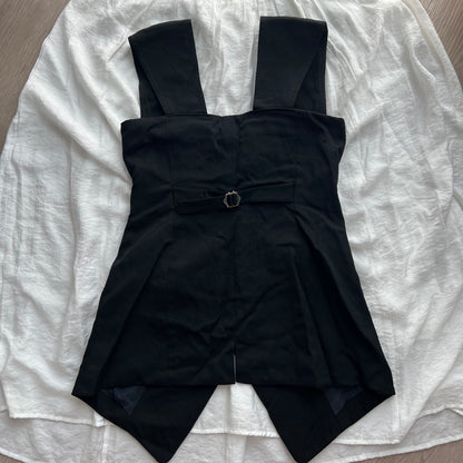 Black unique vest