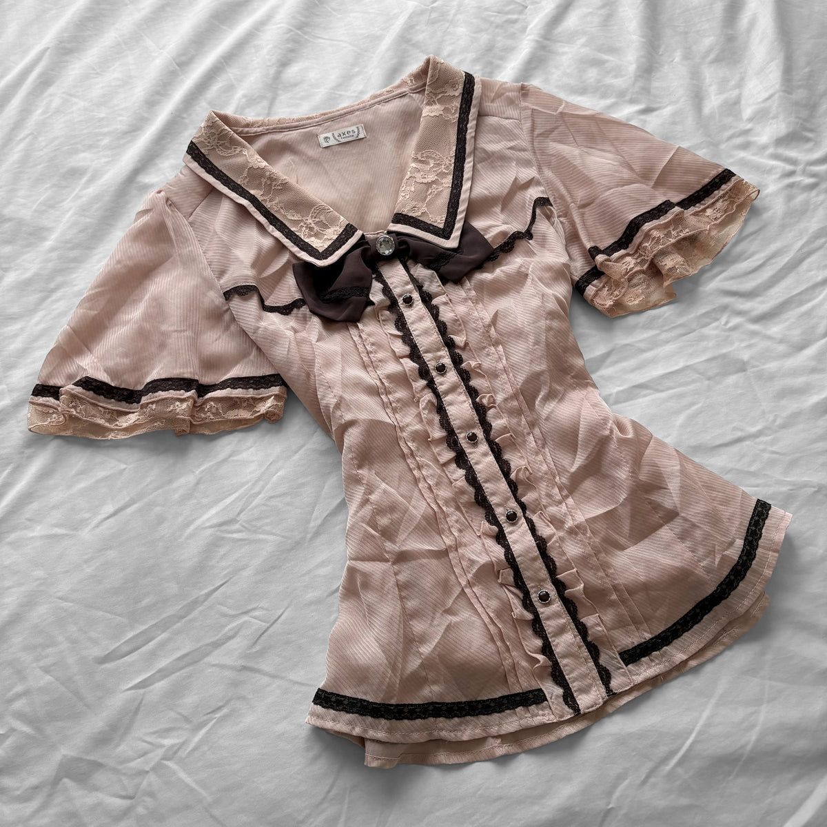 ‘Axes Femme’ Frills & lace Top