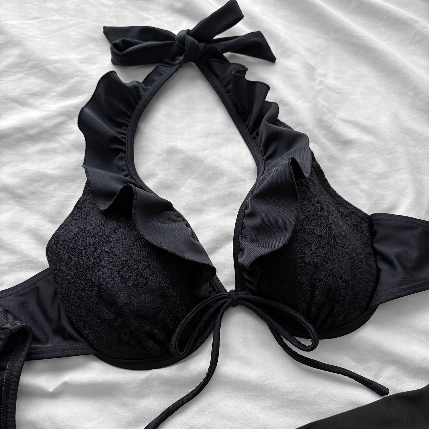 L size•Black halter lace bikini Set