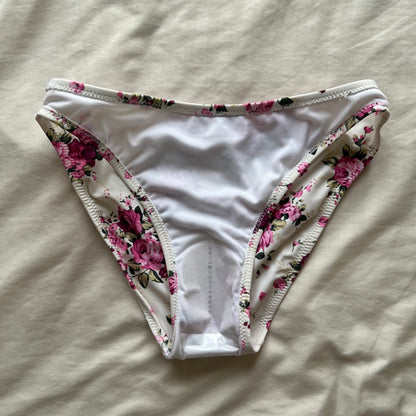 Floral lace bikini set