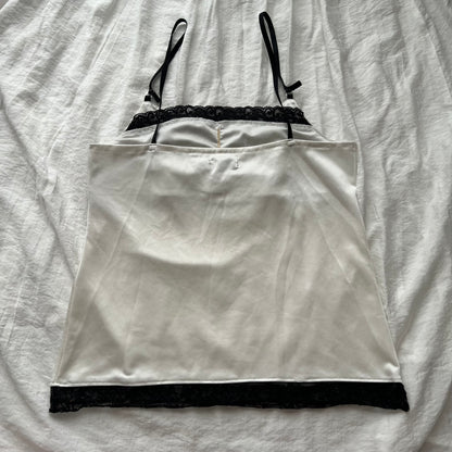 horror protagonist cami