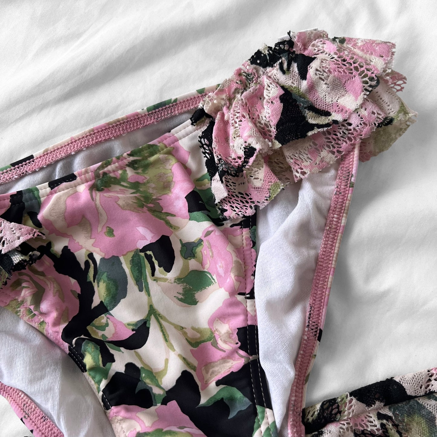 S size•Pink Floral & lace bikini Set