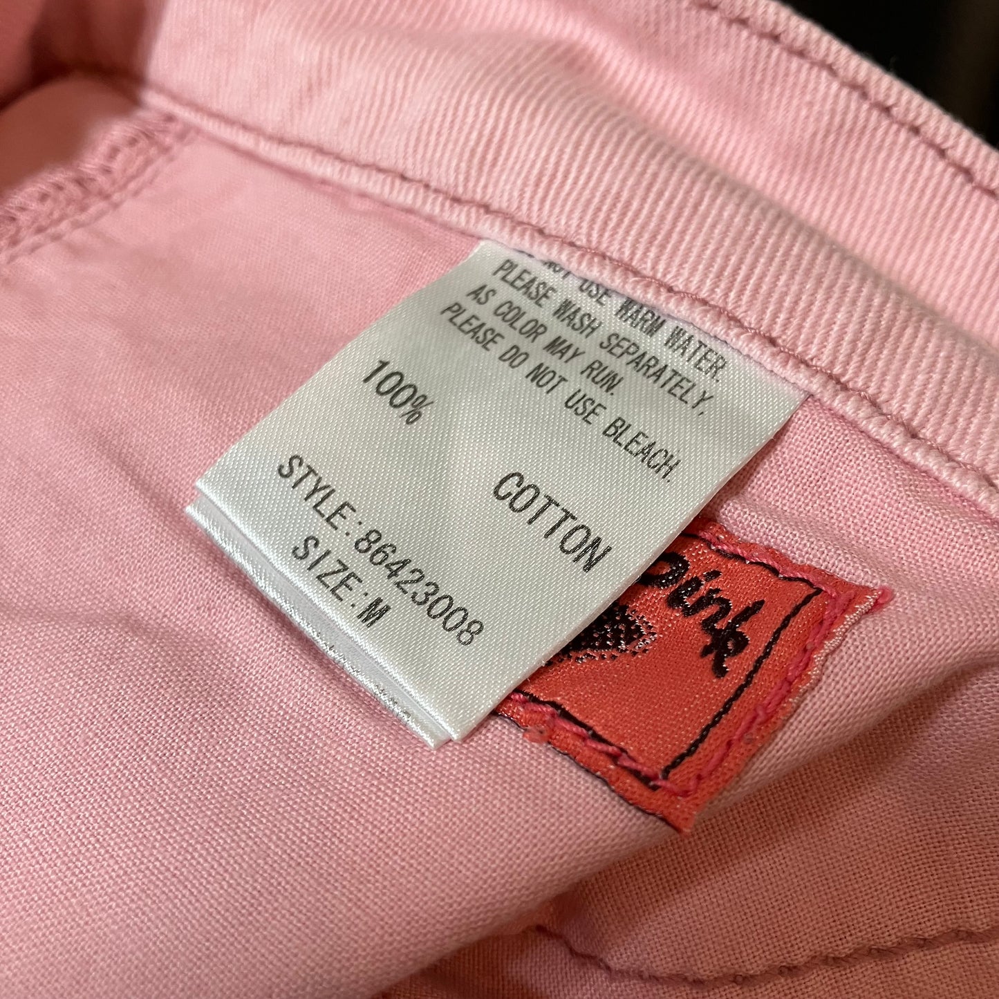 Ruffled pink shorts