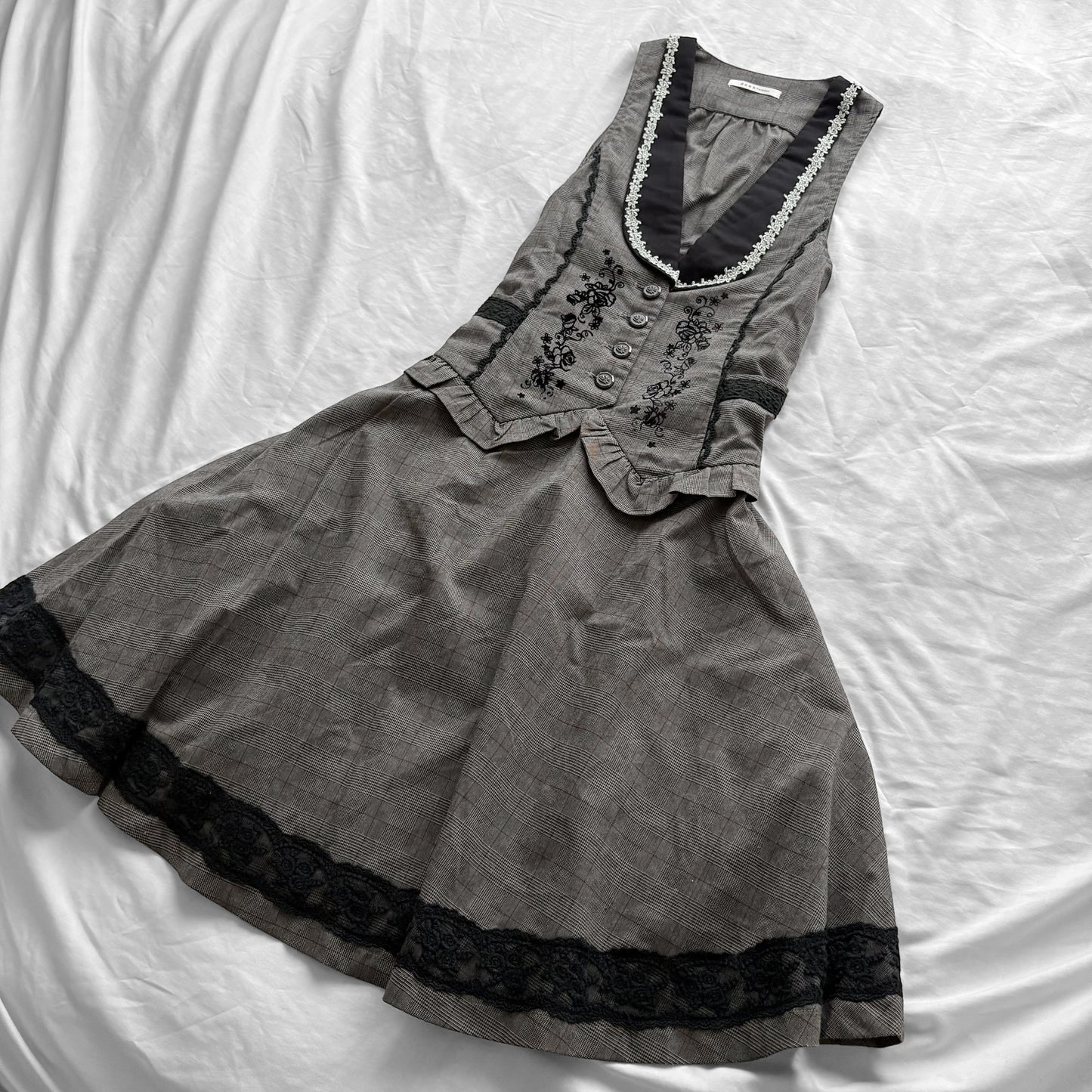 ‘Axes Femme’ Grey Plaid Gothic Dress
