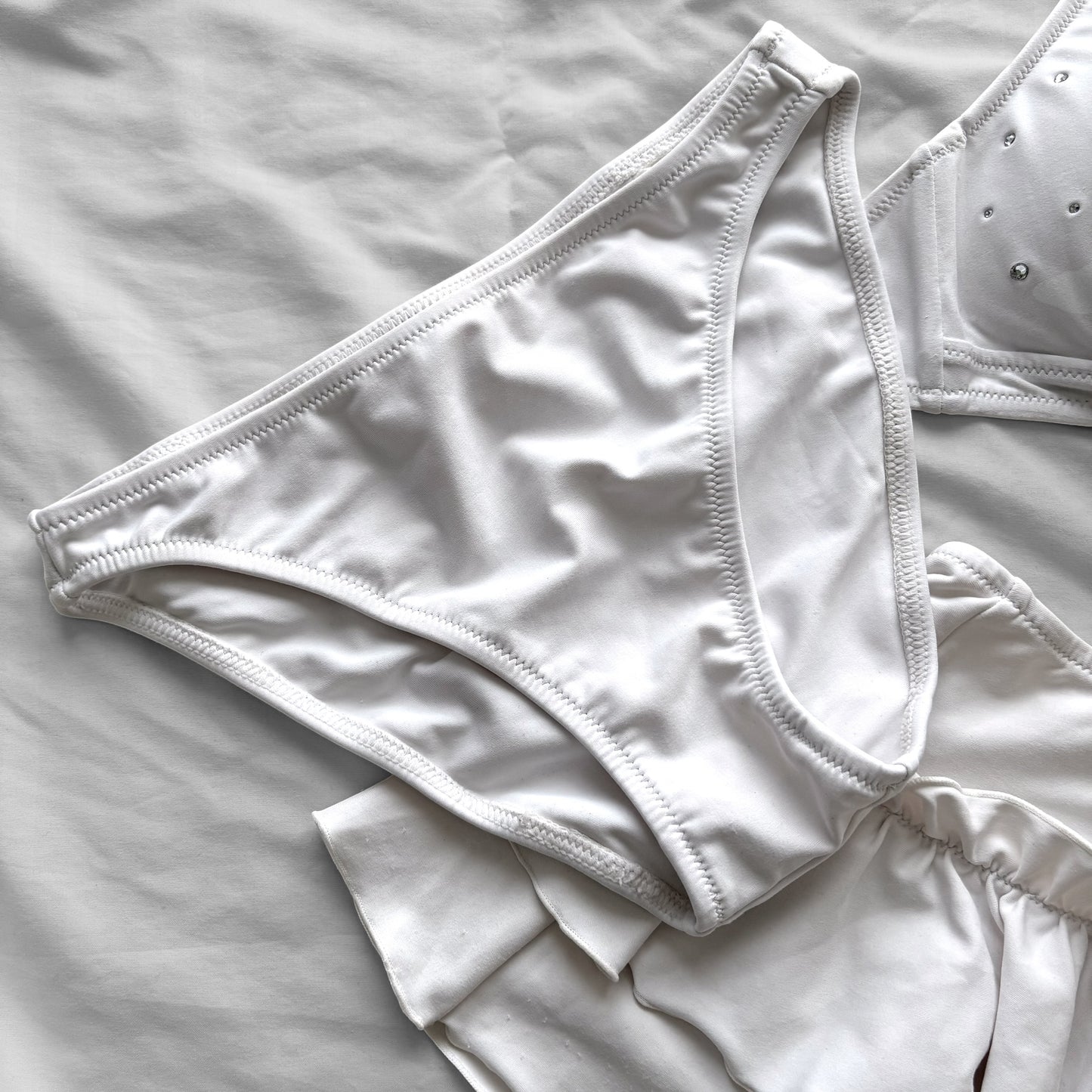 M size•Sweet frilly lace bikini Set