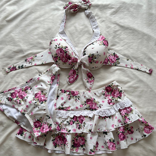 Floral lace bikini set